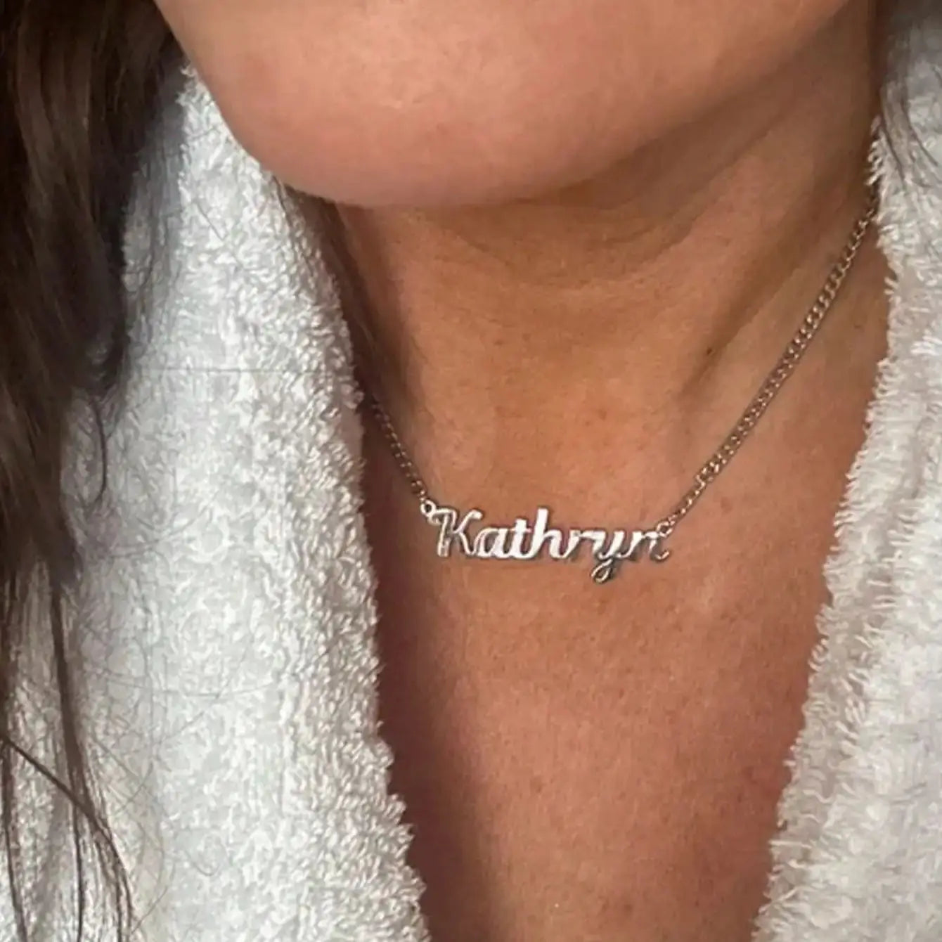 Personalized 18K Gold Name Necklace – Custom Gothic Font with Curb Chain - Image 3