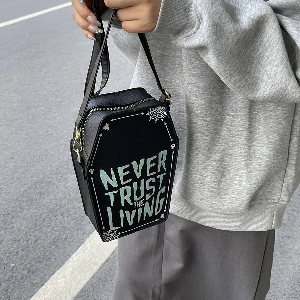 Gothic Coffin-Shaped Crossbody Bag – PU Leather Shoulder Purse for Women & Halloween Cosplay