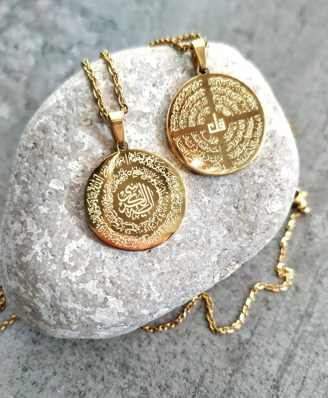Ayatul Kursi & Four Qul Pendant Necklace – 18K Gold Two-Sided Islamic Jewelry for Women