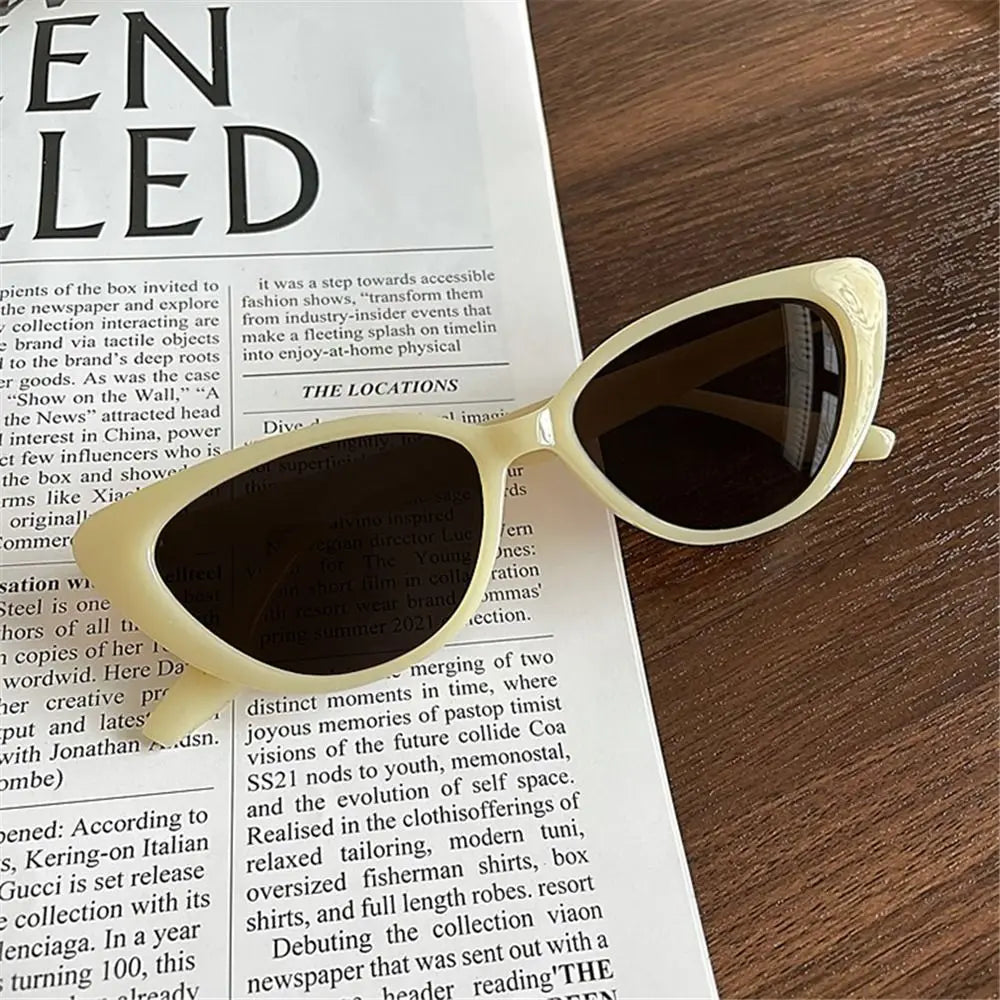 Vintage Cat Eye Sunglasses – Small Frame UV400 Retro Eyewear for Women - Image 12