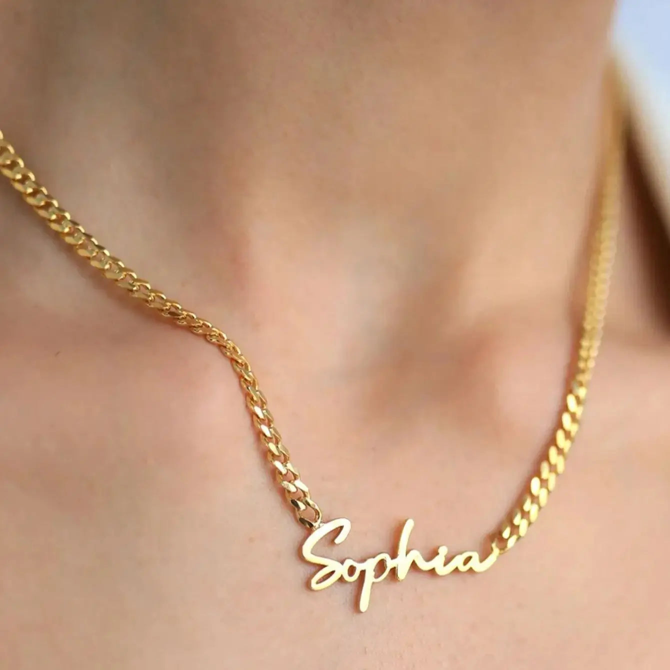 Personalized 18K Gold Name Necklace – Custom Gothic Font with Curb Chain - Image 4